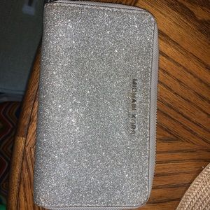 Micheal Kors Wallet